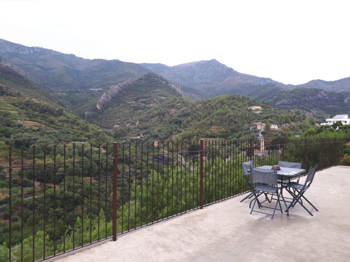 Il Casotto Del Nonno Lägenhet Ventimiglia Exteriör bild